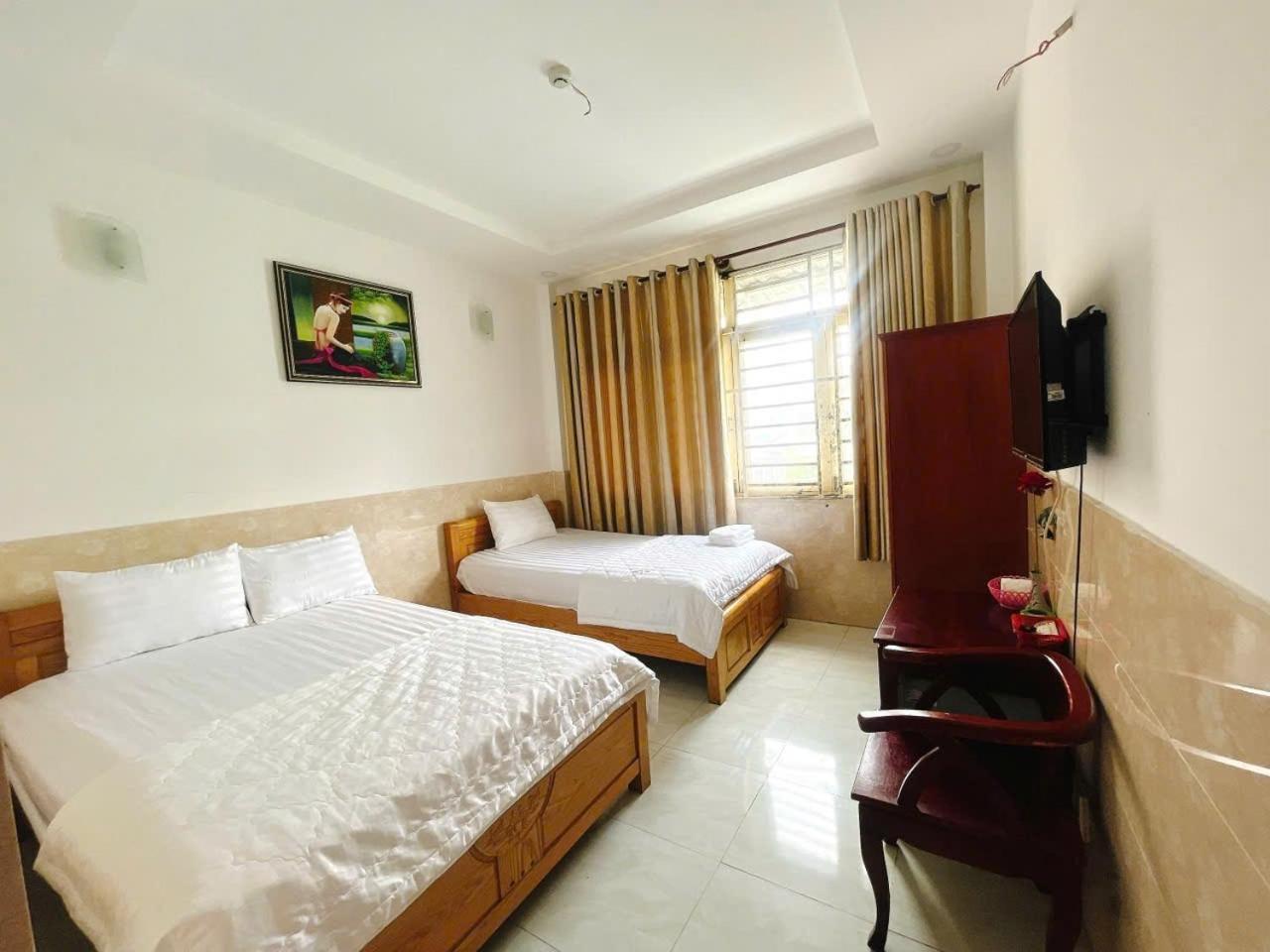 Hotel Khach San Thien Phuc Ciudad Ho Chi Minh  Exterior foto